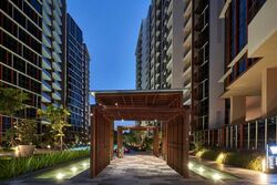 Sims Urban Oasis (D14), Condominium #639258101